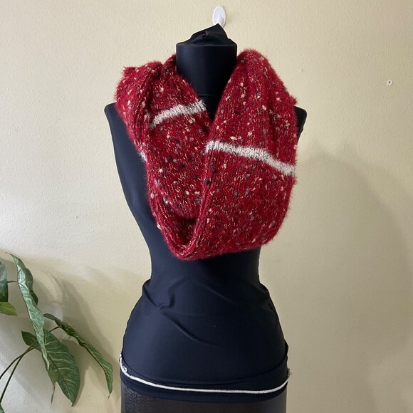 NWT Fashion by Mirabeau RED Infinity scarf long neck soft  multicolor NEW - Picture 2 of 8